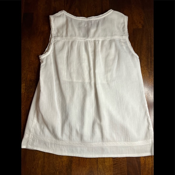 XXS vineyard vines - summer blouse - Picture 3 of 3